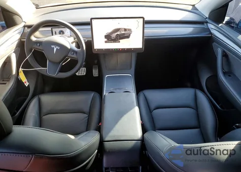 2022 Tesla Model Y z USA, uszkodzony, nr VIN 7SAYGDEF4NF565589